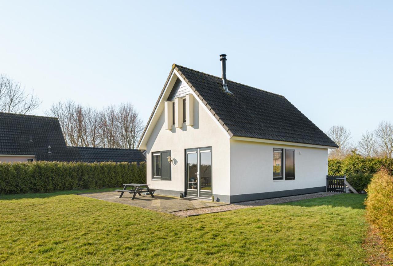 הוילה Tzummarum The Frisian Beach House Met Scandinavische Barrel Sauna מראה חיצוני תמונה